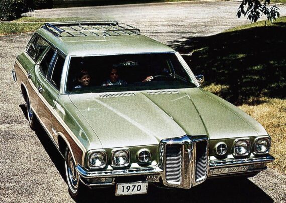 1970. Pontiac Safari Wagon