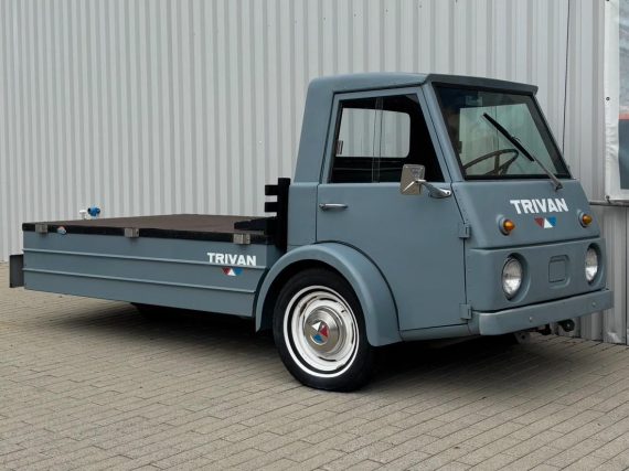 1963 Roustabout Trivan