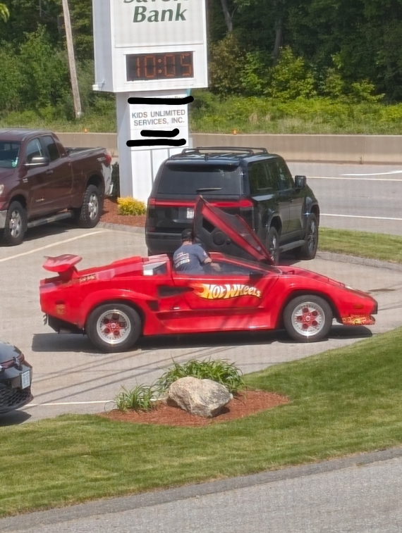 Ya know, just a Hot Wheels Lambo