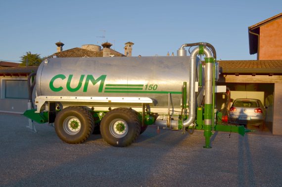 A Cum spreader