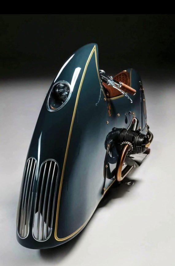 Art Deco bike called ‘Good Ghost,’ built by Dirk Oehlerking