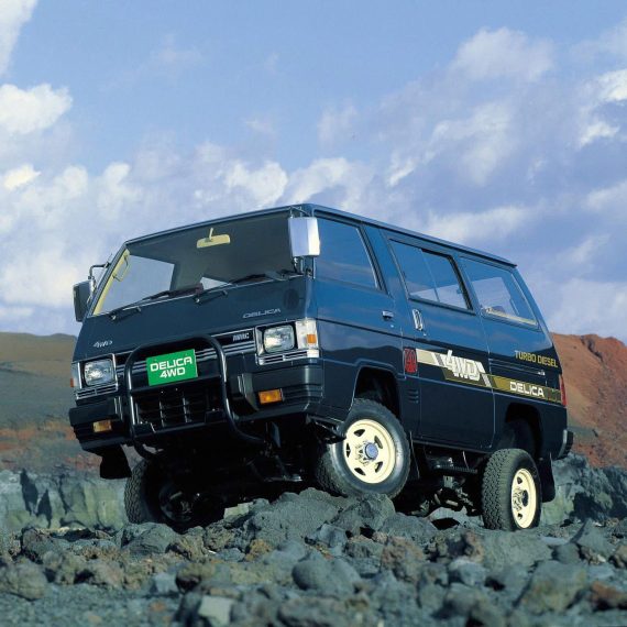 Mitsubishi Delica 4WD (1982)