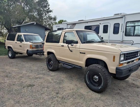 Baby Bronco towing a Baby Bronco trailer.