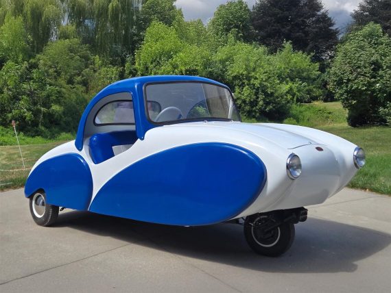 “My new paint turned me into a rocket on wheels!” the Allard Clipper exclaims.