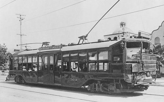 The Pacific Electric “Dragon” Low Floor Streetcar (1913)