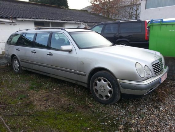 Mercedes W210 station wagon with 6 doors