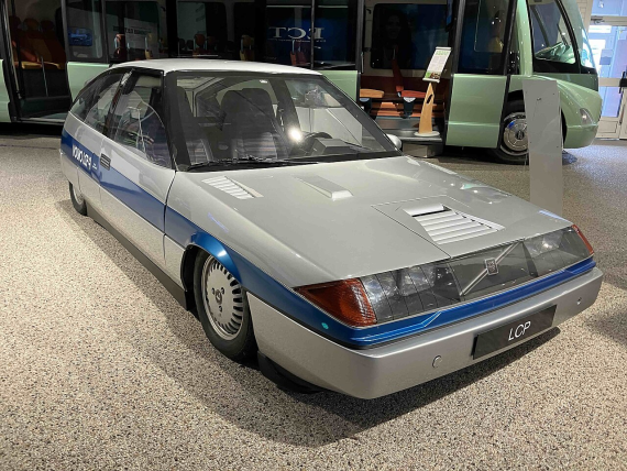 Volvo LCP2000: One of the most Volvo’s Failed prototypes that meant for the year 2000 yeah only 1 was built i think