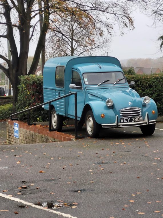 I’ve never seen a Citroën 2CV like this.
