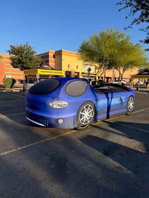 Thought this was a Hot Wheels at first… but it’s actually real 👀